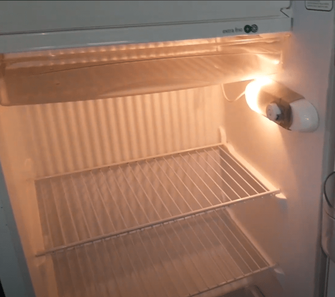 capacidade geladeira consul CRA30FB 261 litros