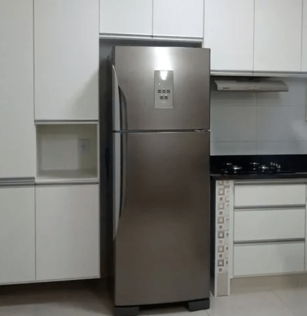 cozinha com a geladeira panasonic BT55PV2XB